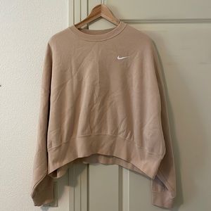 Nike crewneck sweatshirt